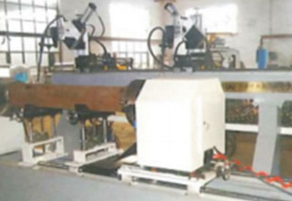 BYHF系列環(huán)縫自動焊機